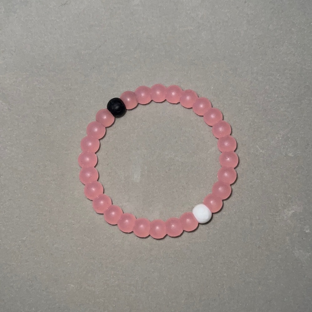 pink / breast cancer awareness lokai bracelet